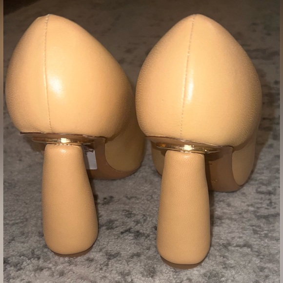 Jacquemus Heels new slightly used. In perfect condition. - Picture 4 of 4